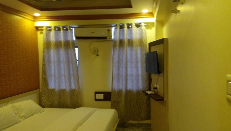 Hotel Pink Shark Sikar エクステリア 写真